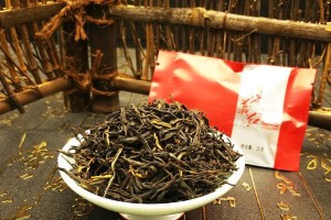 红茶采摘与收获季节详解（探秘红茶的采摘和收获时机，挑选正宗红茶，提升品质生活）